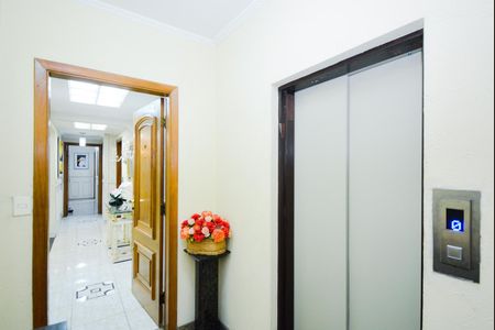 Apartamento à venda com 168m², 4 quartos e 2 vagasHall de entrada