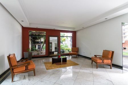 Apartamento à venda com 168m², 4 quartos e 2 vagas Apartamento à venda com 168m², 4 quartos e 2 vagasEntrada Social