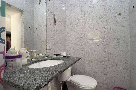 Casa para alugar com 110m², 2 quartos e sem vaga Casa para alugar com 110m², 2 quartos e sem vagaBanheiro da Suíte 1