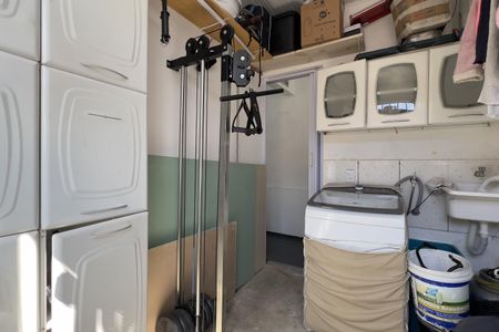 Casa para alugar com 110m², 2 quartos e sem vaga Casa para alugar com 110m², 2 quartos e sem vagaCozinha e Área de Serviço