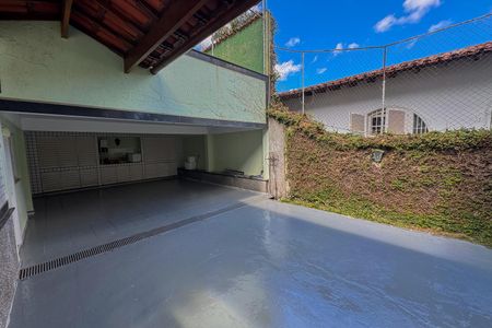 Casa à venda com 470m², 4 quartos e 6 vagas