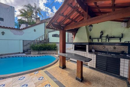 Casa à venda com 470m², 4 quartos e 6 vagas