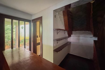 Casa à venda com 470m², 4 quartos e 6 vagas