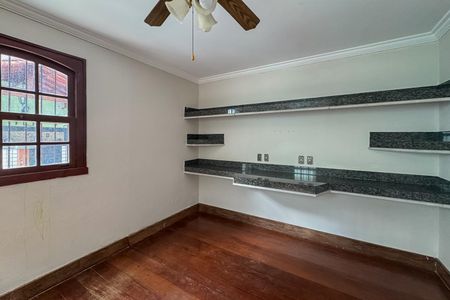 Casa à venda com 470m², 4 quartos e 6 vagas