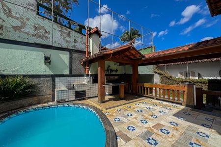 Casa à venda com 470m², 4 quartos e 6 vagas