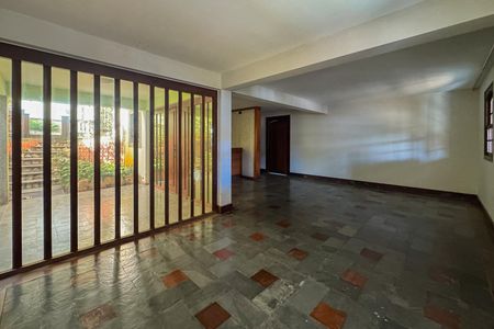 Casa à venda com 470m², 4 quartos e 6 vagas