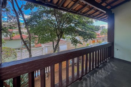Casa à venda com 470m², 4 quartos e 6 vagas
