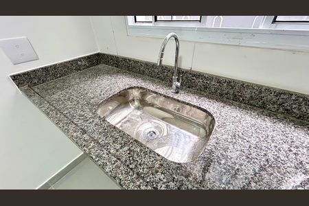 Casa para alugar com 65m², 2 quartos e 1 vagaCozinha