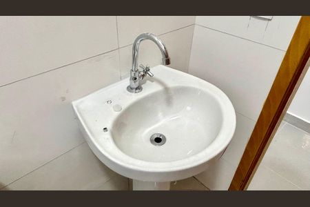 Casa para alugar com 65m², 2 quartos e 1 vagaBanheiro