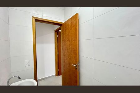 Casa para alugar com 65m², 2 quartos e 1 vagaBanheiro 