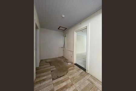 Casa para alugar com 78m², 2 quartos e sem vaga