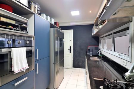 Apartamento à venda com 156m², 3 quartos e 3 vagasCozinha 