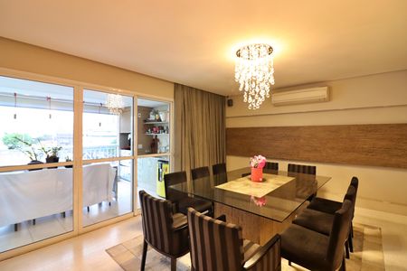 Apartamento à venda com 156m², 3 quartos e 3 vagasSala 