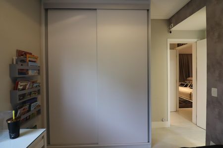 Apartamento à venda com 156m², 3 quartos e 3 vagasSuíte 1