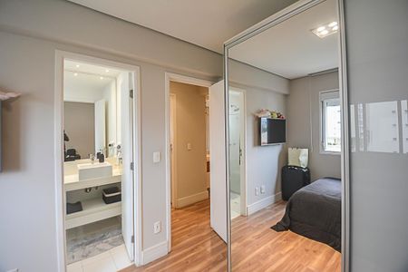Apartamento para alugar com 104m², 2 quartos e 2 vagas Apartamento para alugar com 104m², 2 quartos e 2 vagasQuarto