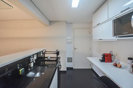 Apartamento para alugar com 104m², 2 quartos e 2 vagas Apartamento para alugar com 104m², 2 quartos e 2 vagasCozinha