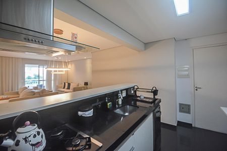 Apartamento para alugar com 104m², 2 quartos e 2 vagas Apartamento para alugar com 104m², 2 quartos e 2 vagasCozinha