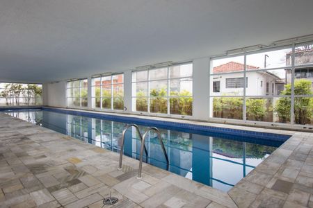 Apartamento para alugar com 104m², 2 quartos e 2 vagas Apartamento para alugar com 104m², 2 quartos e 2 vagasÁrea comum - Piscina