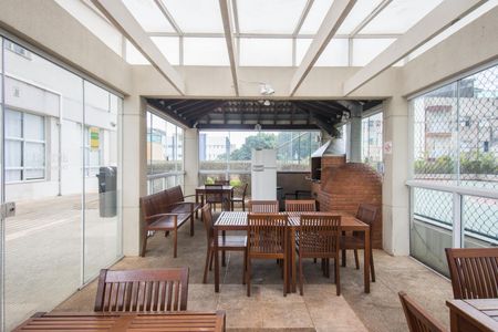 Apartamento para alugar com 104m², 2 quartos e 2 vagas Apartamento para alugar com 104m², 2 quartos e 2 vagasÁrea comum - Churrasqueira