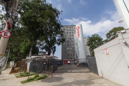 Apartamento à venda com 40m², 2 quartos e sem vaga Apartamento à venda com 40m², 2 quartos e sem vagaFachada