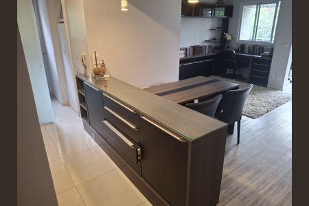 Apartamento à venda com 70m², 2 quartos e 2 vagas Apartamento à venda com 70m², 2 quartos e 2 vagasCozinha