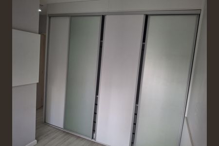 Apartamento à venda com 70m², 2 quartos e 2 vagas Apartamento à venda com 70m², 2 quartos e 2 vagasQuarto
