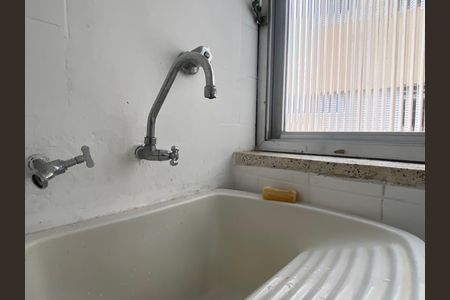 Apartamento para alugar com 82m², 3 quartos e 1 vagaÁrea de Serviço