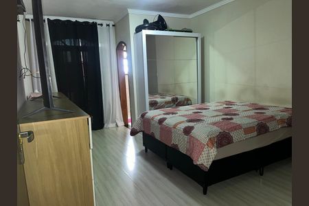 Casa à venda com 190m², 3 quartos e 2 vagas Casa à venda com 190m², 3 quartos e 2 vagasQuarto