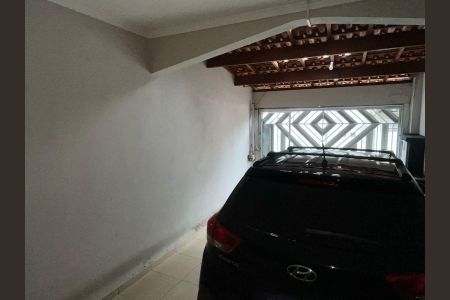 Casa à venda com 190m², 3 quartos e 2 vagas Casa à venda com 190m², 3 quartos e 2 vagasGaragem