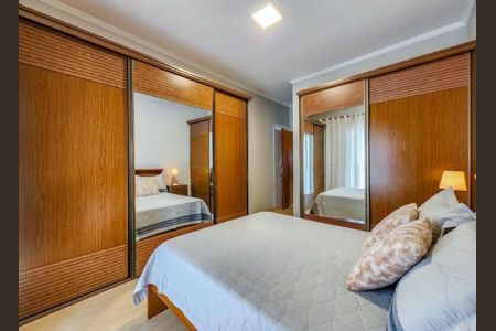 DORMITORIO de casa à venda com 3 quartos, 164m² em Bela Vista, Osasco