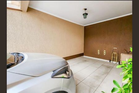 GARAGEM de casa à venda com 3 quartos, 164m² em Bela Vista, Osasco