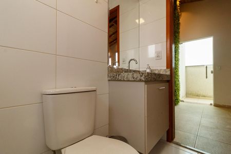 Casa de condomínio à venda com 90m², 2 quartos e 1 vaga Casa de condomínio à venda com 90m², 2 quartos e 1 vagaBanheiro