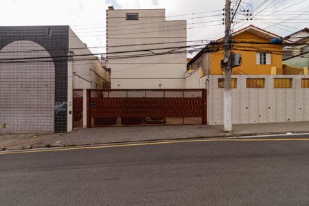 Casa de condomínio à venda com 90m², 2 quartos e 1 vaga Casa de condomínio à venda com 90m², 2 quartos e 1 vagaFachada
