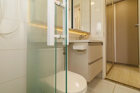 Casa de condomínio à venda com 90m², 2 quartos e 1 vaga Casa de condomínio à venda com 90m², 2 quartos e 1 vagaBanheiro da Suíte
