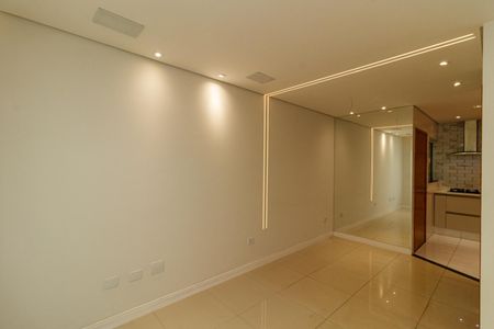 Casa de condomínio à venda com 90m², 2 quartos e 1 vaga Casa de condomínio à venda com 90m², 2 quartos e 1 vagaSala