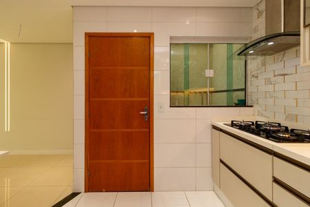 Casa de condomínio à venda com 90m², 2 quartos e 1 vaga Casa de condomínio à venda com 90m², 2 quartos e 1 vagaCozinha