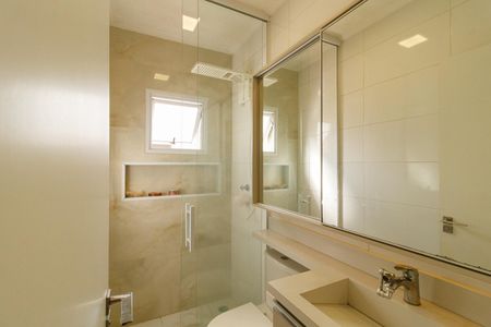 Casa de condomínio à venda com 90m², 2 quartos e 1 vaga Casa de condomínio à venda com 90m², 2 quartos e 1 vagaBanheiro da Suíte