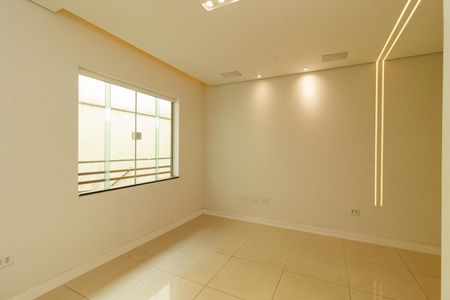Casa de condomínio à venda com 90m², 2 quartos e 1 vaga Casa de condomínio à venda com 90m², 2 quartos e 1 vagaSala