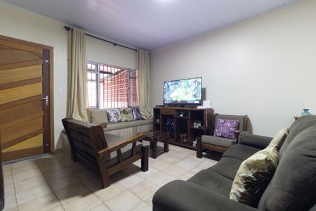 Sala de casa à venda com 2 quartos, 64m² em Vila Brasilio Machado, São Paulo
