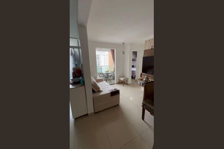Apartamento à venda com 44m², 2 quartos e 1 vaga Apartamento à venda com 44m², 2 quartos e 1 vagaSala