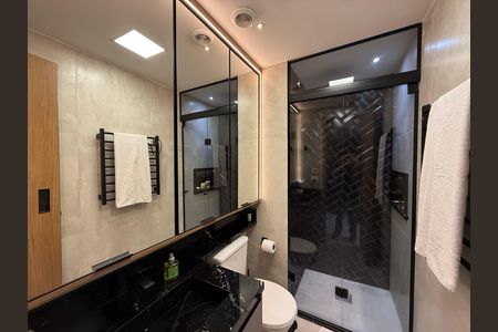Studio à venda com 35m², 1 quarto e sem vaga Studio à venda com 35m², 1 quarto e sem vagaBanheiro social