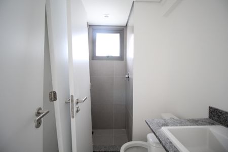 Apartamento à venda com 55m², 1 quarto e 1 vagaBanheiro da Suíte 1
