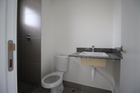 Apartamento à venda com 65m², 2 quartos e 1 vagaBanheiro da Suíte 2