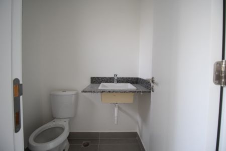 Apartamento à venda com 65m², 2 quartos e 1 vagaBanheiro da Suíte 2