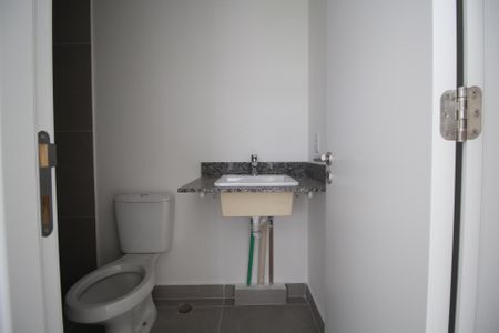 Apartamento à venda com 65m², 2 quartos e 1 vagaBanheiro da Suíte 1