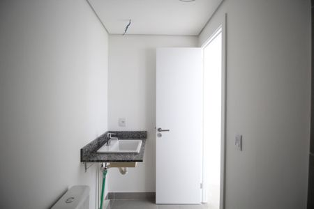 Apartamento à venda com 65m², 2 quartos e 1 vagaBanheiro da Suíte 1