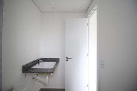 Apartamento à venda com 65m², 2 quartos e 1 vagaBanheiro da Suíte 2