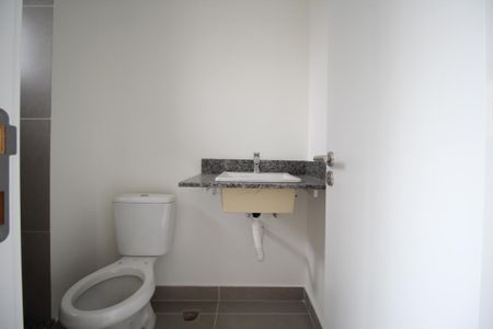 Apartamento à venda com 65m², 2 quartos e 1 vagaBanheiro da Suíte 2