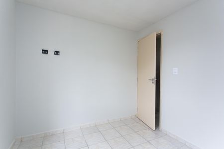 Quarto 1  de apartamento para alugar com 2 quartos, 45m² em Conjunto Habitacional Inácio Monteiro, São Paulo