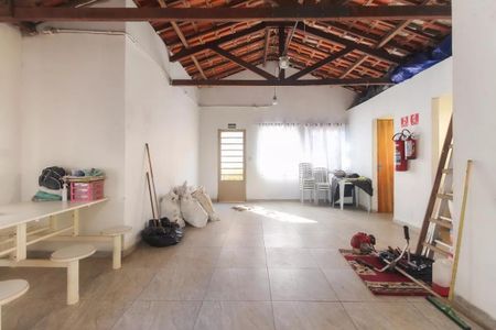 Apartamento para alugar com 45m², 2 quartos e 1 vagaSalão de Festas 
